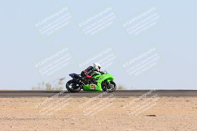 media/Nov-17-2024-CVMA (Sun) [[1fec520723]]/Race 11-Amateur Supersport Open/